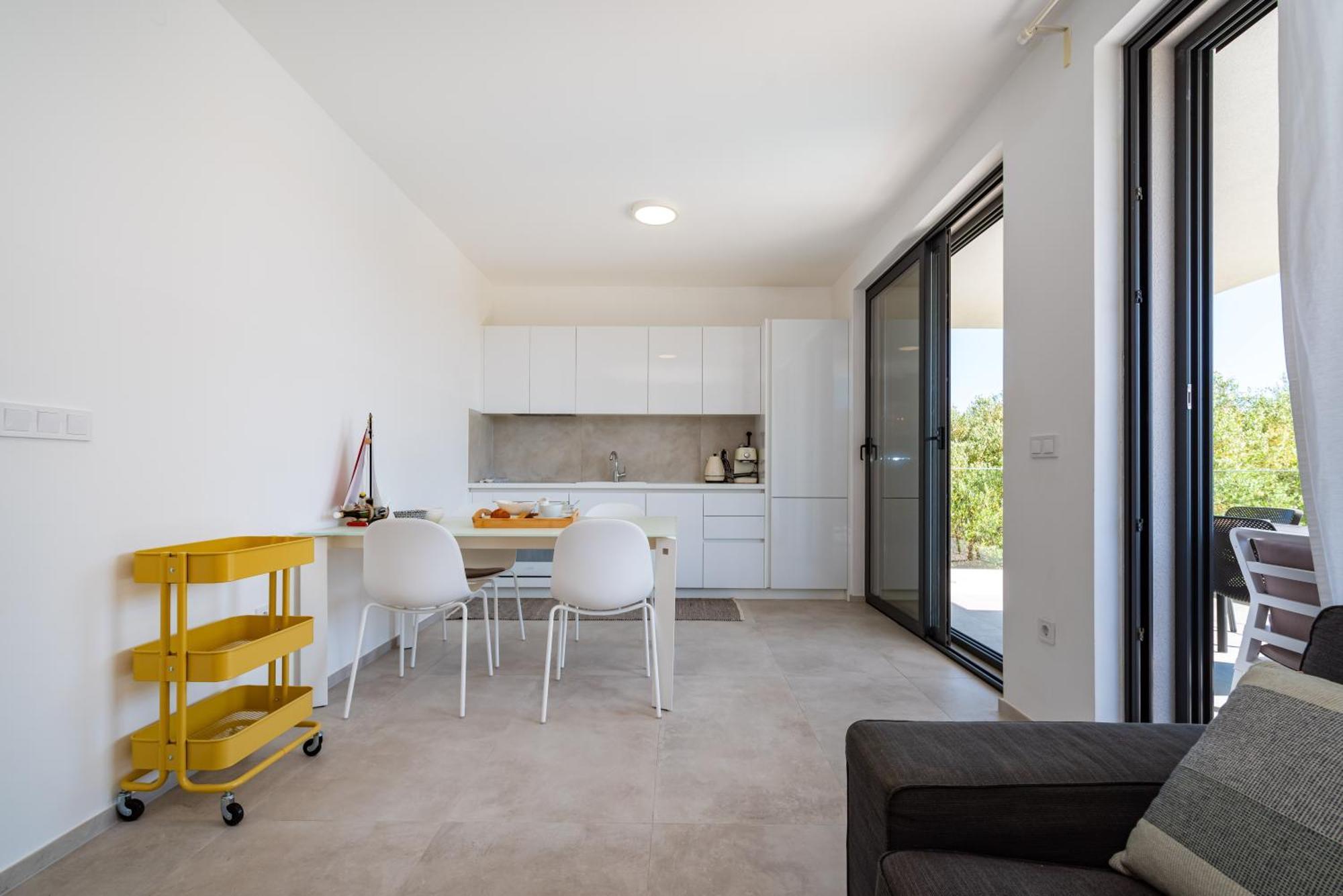D. Marine Apartments 비빈제 외부 사진